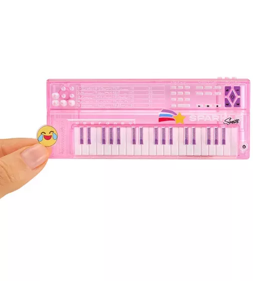 Rainbow High серії Junior High Rockband - "Амая"