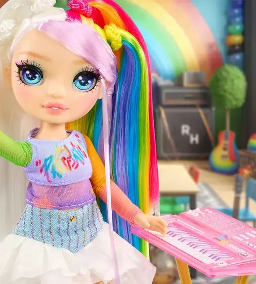 Rainbow High серії Junior High Rockband - "Амая"