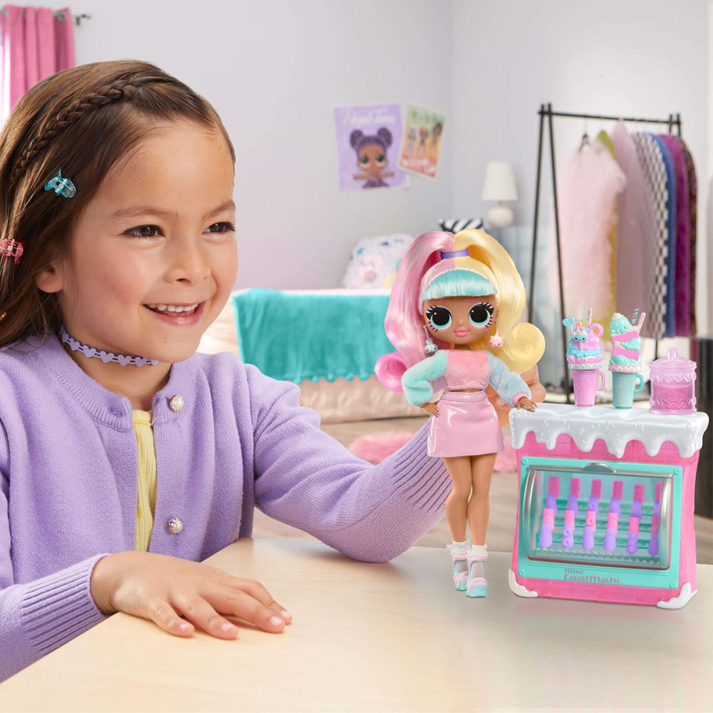 Ігровий набір з лялькою L.O.L. Surprise! серії O.M.G." – Цукерочка"