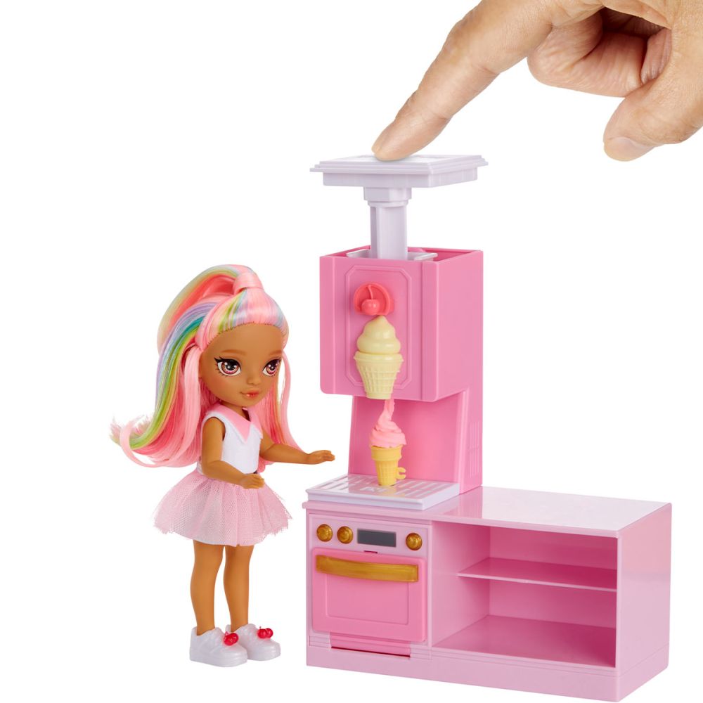 Ігровий набір з лялькою Rainbow High – Кондитерська Кенді