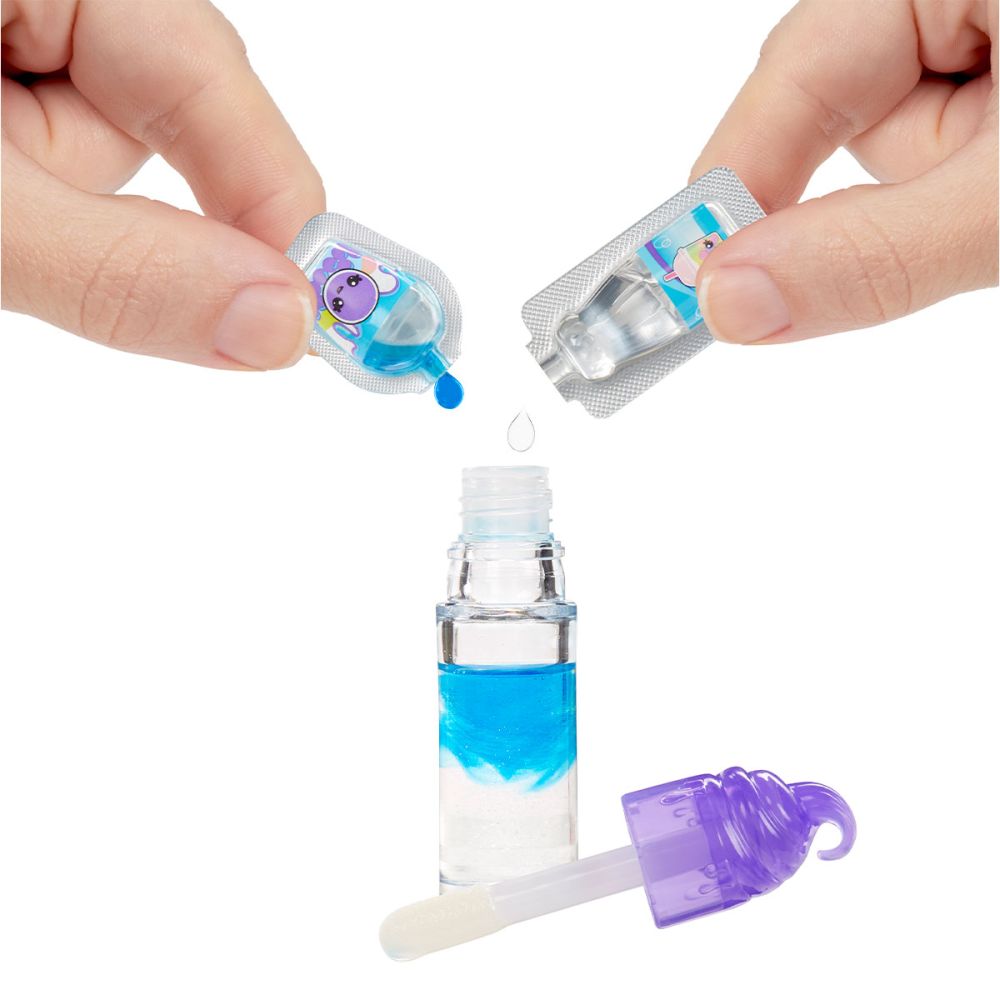 Ігровий набір з лялькою та блиском для губ Yummiland S2 – Брітні Боба, Нія Кенді Флафф, С'юзі Сауер Строу, Кориця Амбер, Містері Чейз, Габі Гаммібеар, Місті Кейкс, Астрід Старс, Ніна Хартпоп