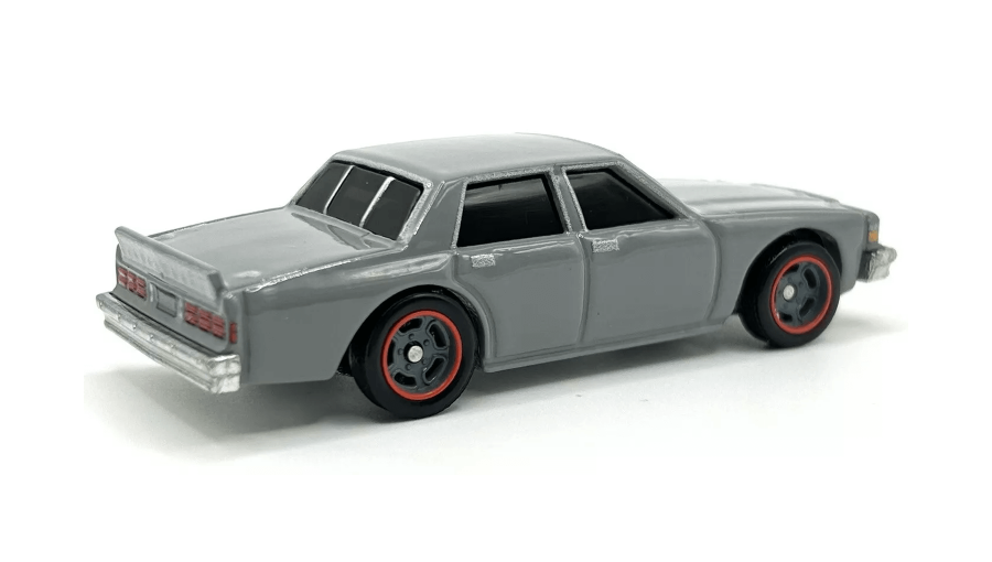 Машинка Premium Hot Wheels 1987 Chevy Caprice Fast & Furious 1:64 HRT98 Grey