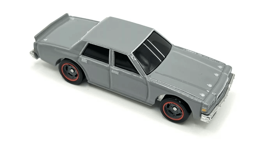 Машинка Premium Hot Wheels 1987 Chevy Caprice Fast & Furious 1:64 HRT98 Grey