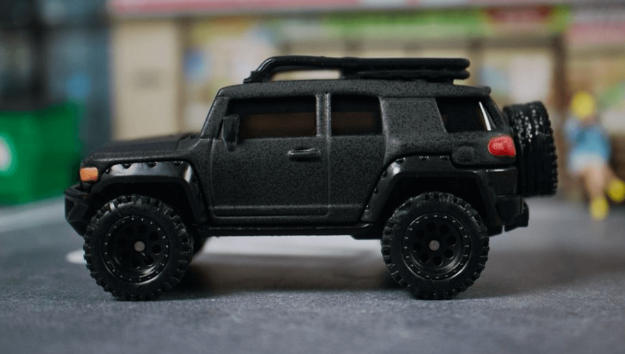 Машинка Premium Hot Wheels Toyota FJ Cruiser Fast & Furious 1:64 HRT99 Black