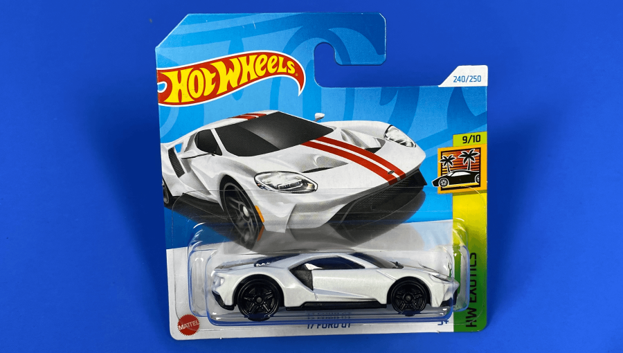 Машинка Базова Hot Wheels '17 Ford GT Exotics 1:64 HTC26 White