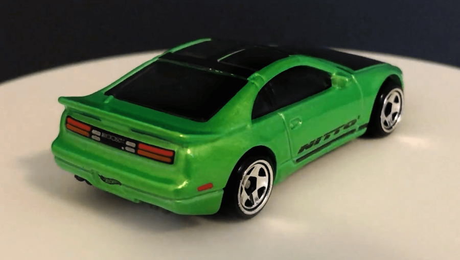Тематична Машинка Hot Wheels Nissan 300ZX Twin Turbo '90s Street Scene 1:64 JCB59 GDG44 Green