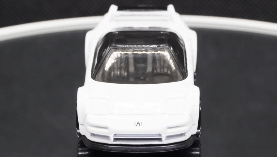 Машинка Базова Hot Wheels '90 Acura NSX The `90S 1:64 HTF02 White