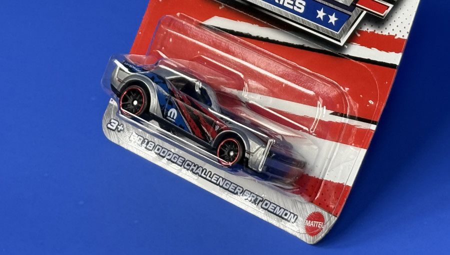 Тематична Машинка Hot Wheels '18 Dodge Challenger SRT Demon Stars & Stripes 1:64 HRW64 Silver