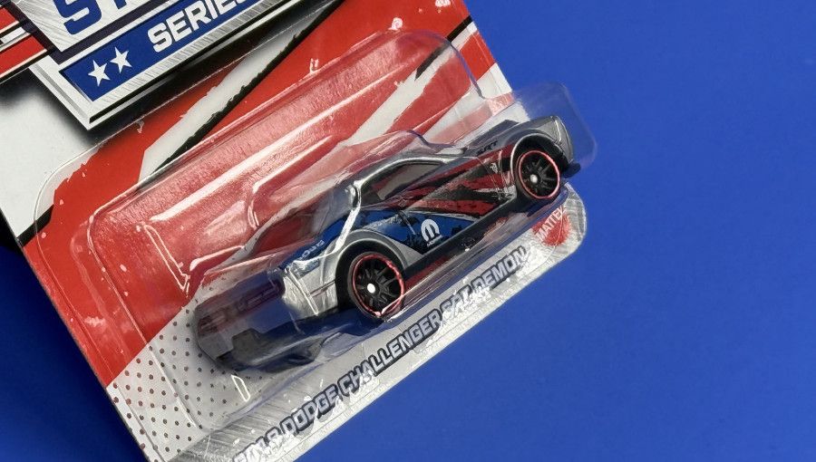 Тематична Машинка Hot Wheels '18 Dodge Challenger SRT Demon Stars & Stripes 1:64 HRW64 Silver