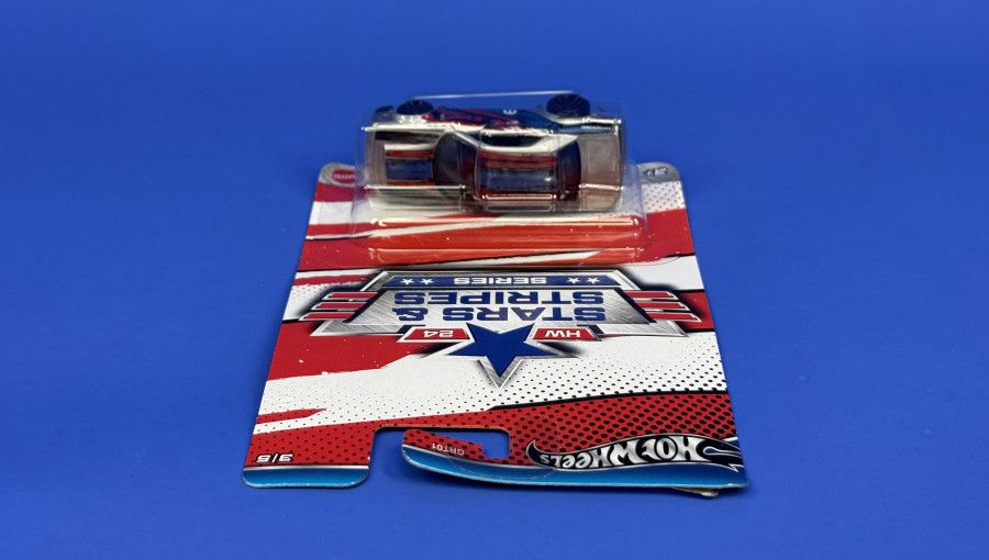 Тематична Машинка Hot Wheels '18 Dodge Challenger SRT Demon Stars & Stripes 1:64 HRW64 Silver