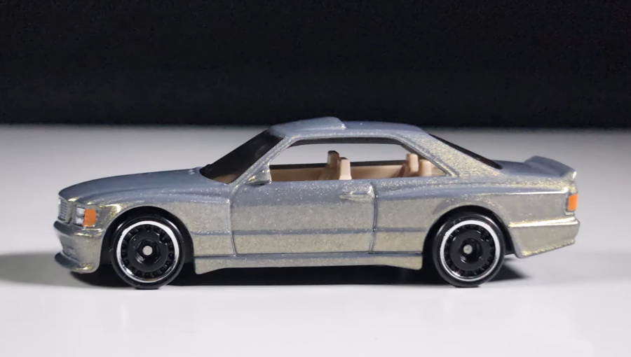 Машинка Базова Hot Wheels '89 Mercedes-Benz 560 SEC AMG Wild Widebody 1:64 JBB11 Grey