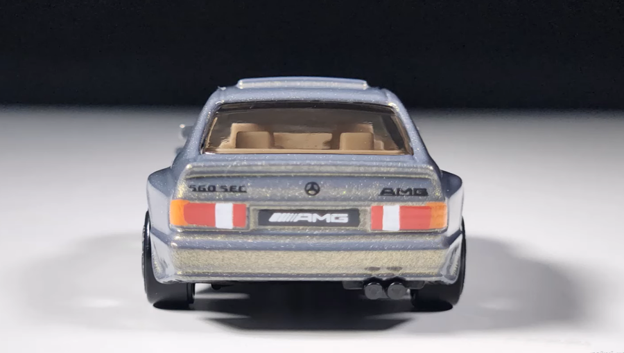 Машинка Базова Hot Wheels '89 Mercedes-Benz 560 SEC AMG Wild Widebody 1:64 JBB11 Grey
