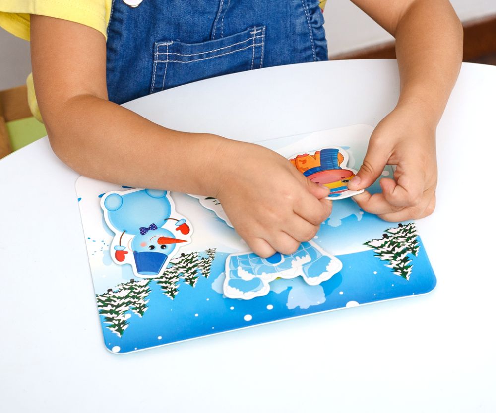 Гра з липучками «Пори року»