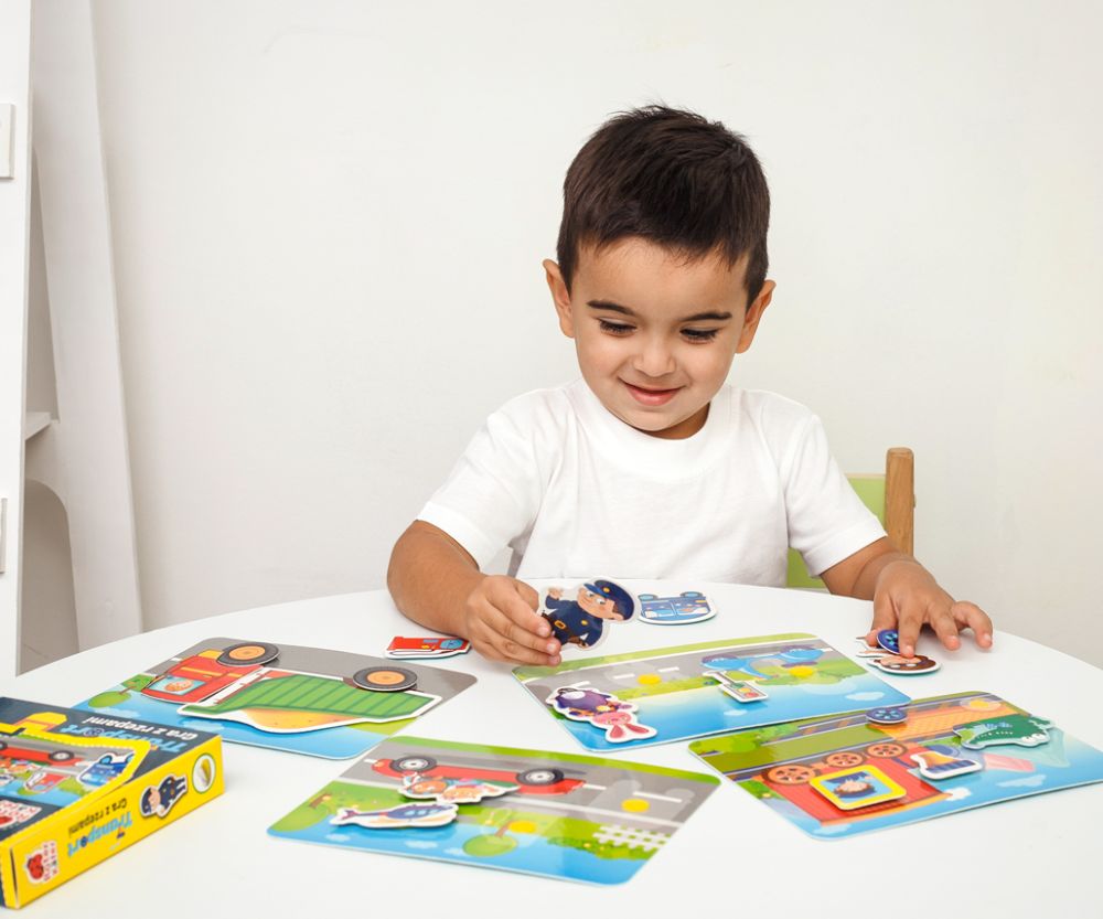 Гра з липучками «Транспорт»